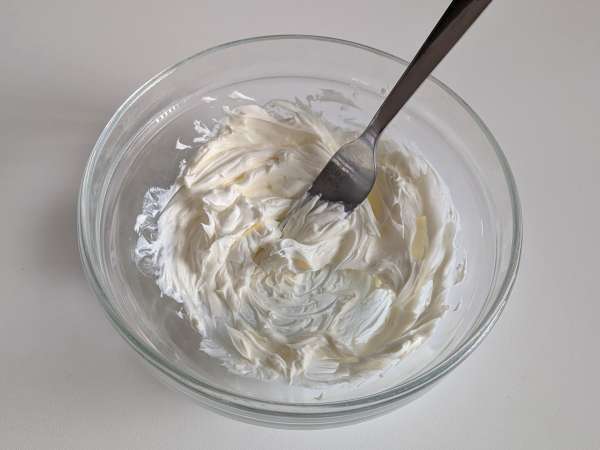 Hartige muffins met olijven en Philadelphia uit de airfryer - Voorbereiding stap 1