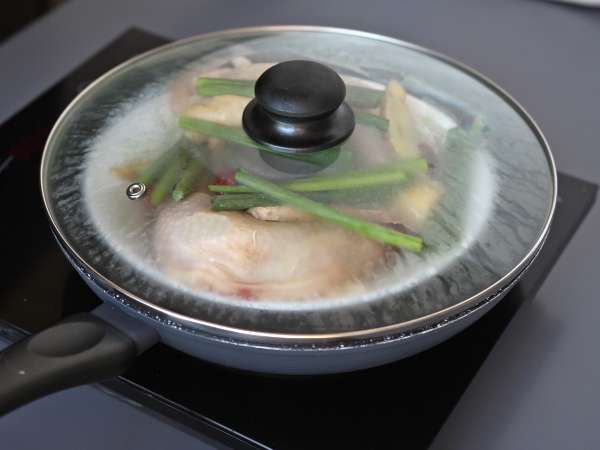 Chinees gestoomd kipgerecht met gember, heerlijk mals en aromatisch - Voorbereiding stap 3