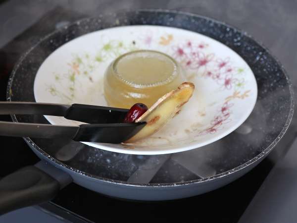 Chinees gestoomd kipgerecht met gember, heerlijk mals en aromatisch - Voorbereiding stap 8