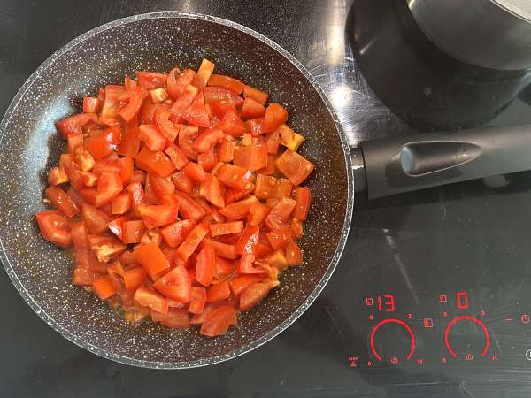 Eiwitrijke quinoasalade met rode bonen en maïs - Voorbereiding stap 4