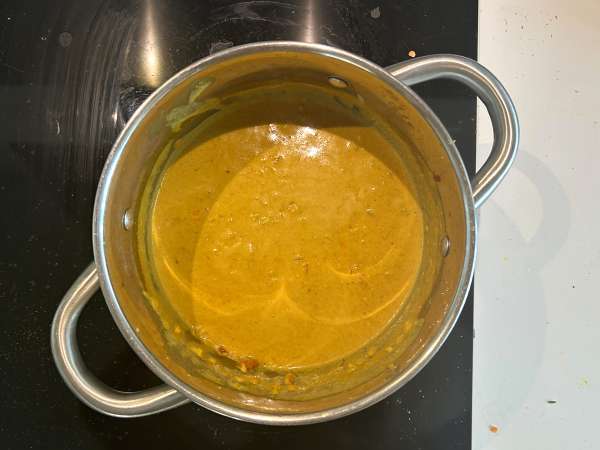 Curry van koraallinzen met kokosmelk: een eenvoudig en romig recept - Voorbereiding stap 7