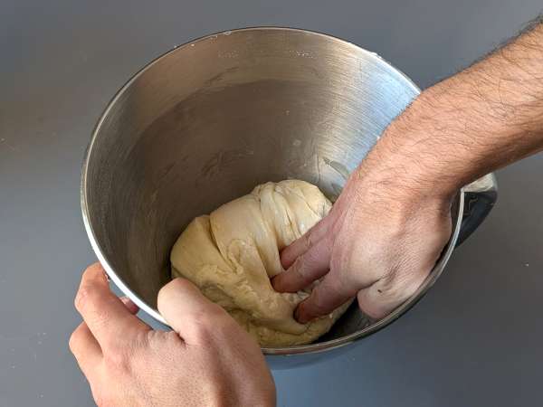 Rustieke focaccia met ui en rozemarijn - Voorbereiding stap 5