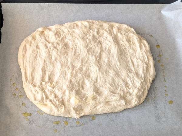 Rustieke focaccia met ui en rozemarijn - Voorbereiding stap 8