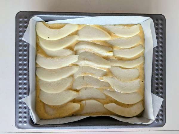 Eenvoudige, smeuïge perentaart met amandelen - Voorbereiding stap 6