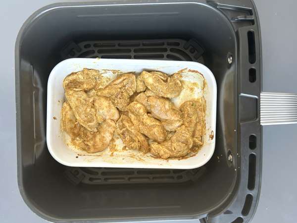 Kipshawarma uit de Air Fryer, pitabroodje en tahinisaus - Voorbereiding stap 5