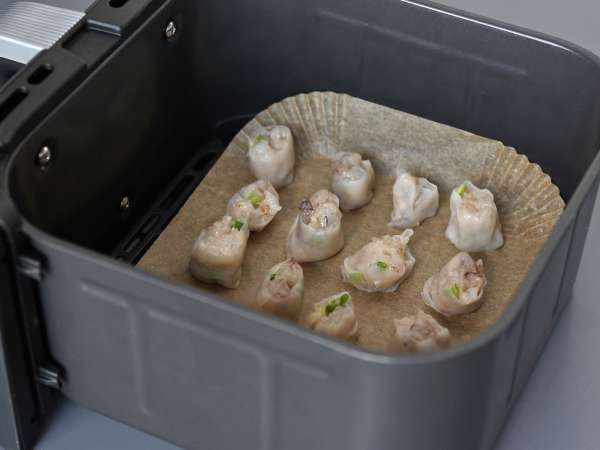 Garnalenhapjes in de stijl van loempia’s uit de heteluchtfriteuse - Voorbereiding stap 6