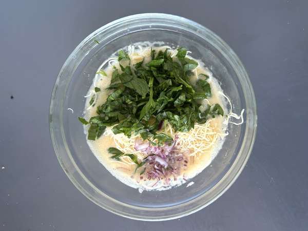 Eierhapjes met cottage cheese uit de Air Fryer: makkelijke en eiwitrijke hapjes - Voorbereiding stap 2