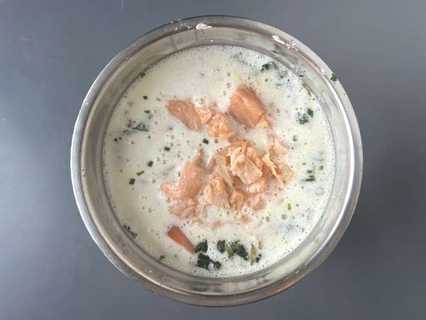 Quiche zonder korst met zalm, spinazie en cottage cheese - Voorbereiding stap 6