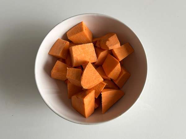Brownie met zoete aardappel zonder boter of olie - Voorbereiding stap 1