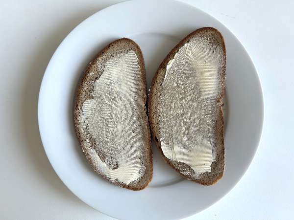 Tosti met champignons en geraspte kaas - Voorbereiding stap 5