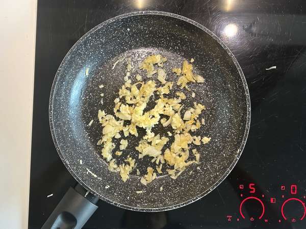 Gratin van flespompoen uit de Air Fryer in dauphinois-stijl - Voorbereiding stap 2