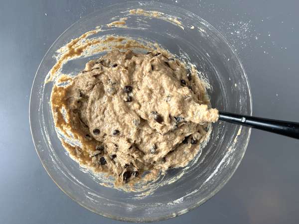 Bananenbrood met miso, walnoten en chocolade: extra lekker en van nature vegan - Voorbereiding stap 6