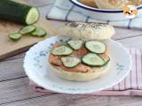 Bagel met zalm, komkommer en fromage frais - Voorbereiding stap 4