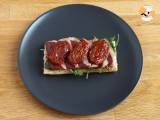 Sandwich met gerookte eendenborst, zongedroogde tomaten, rucola en balsamicoazijn - Voorbereiding stap 3