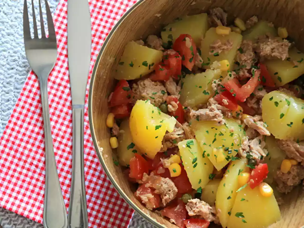 Aardappel-, tonijn- en tomatensalade - foto 3