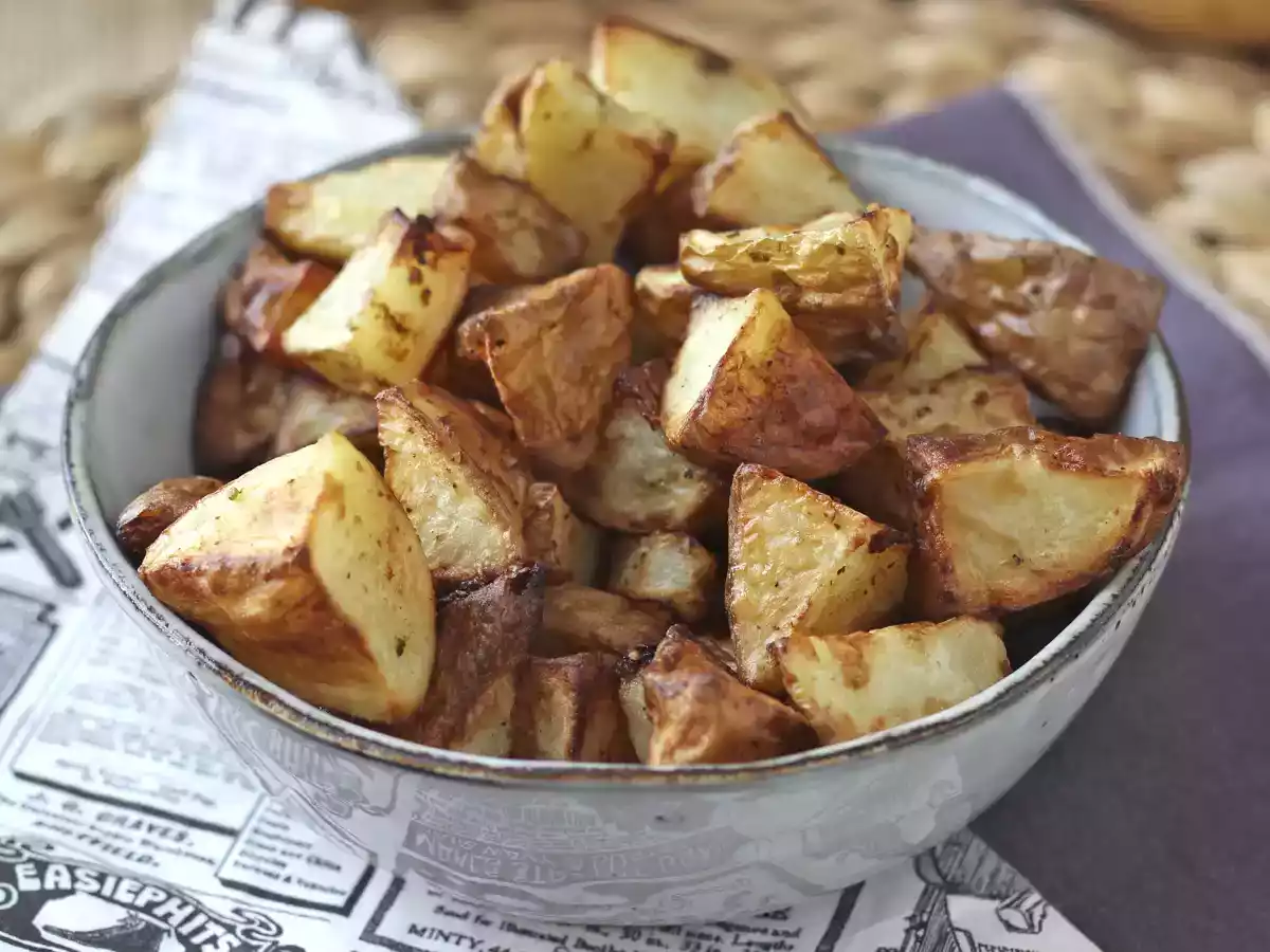 Aardappelen in de friteuse