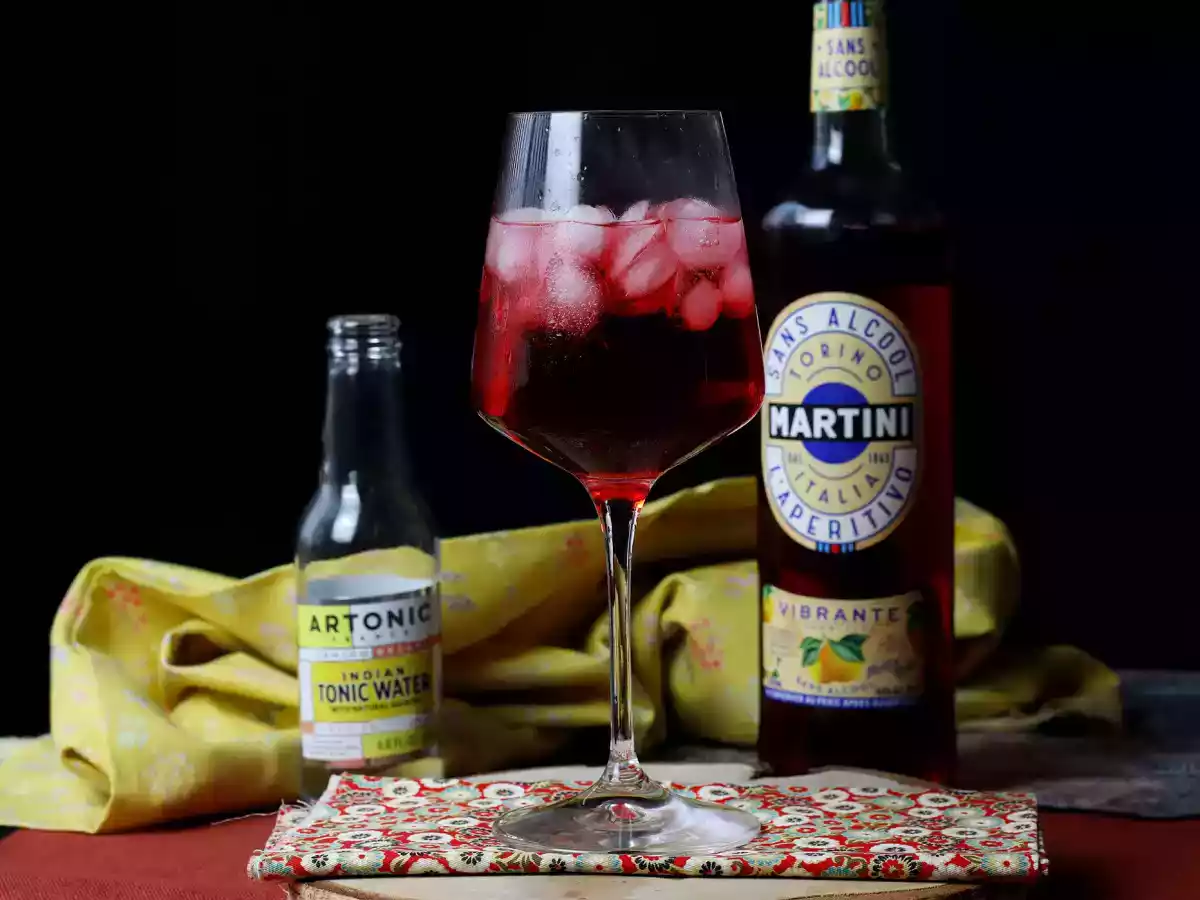 Alcoholvrije martini tonic, de frisse, fruitige cocktail! - foto 3