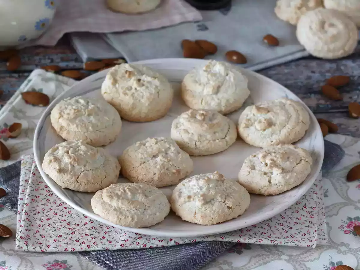 Amaretti, Italiaanse amandeltraktaties perfect bij de koffie! - foto 2