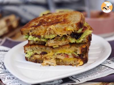 Amerikaanse gegrilde kaas maxi sandwich: kip, avocado, bacon - foto 5