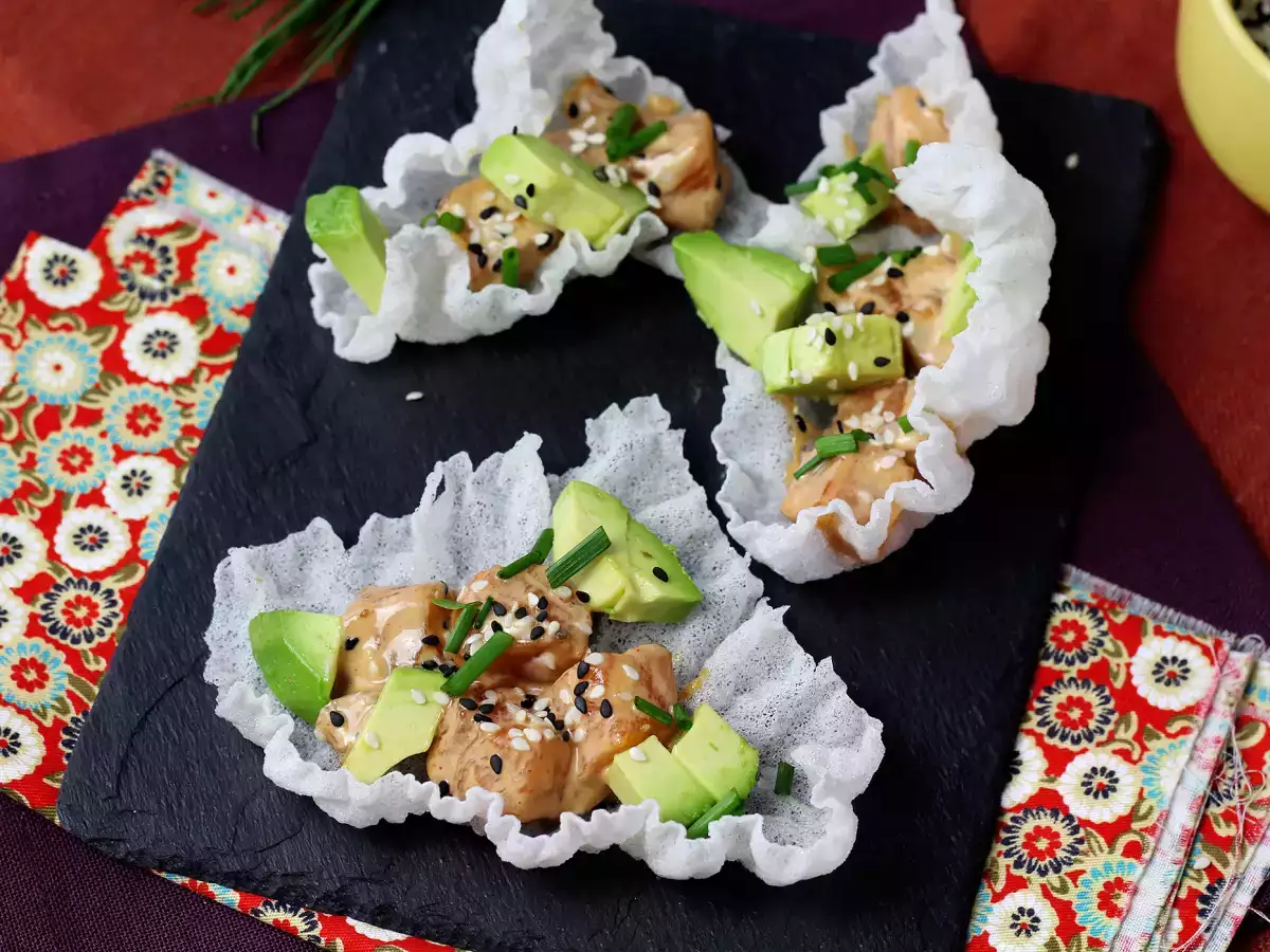 Aziatische taco's: zalmtartaar in een rijstchipsje - foto 8