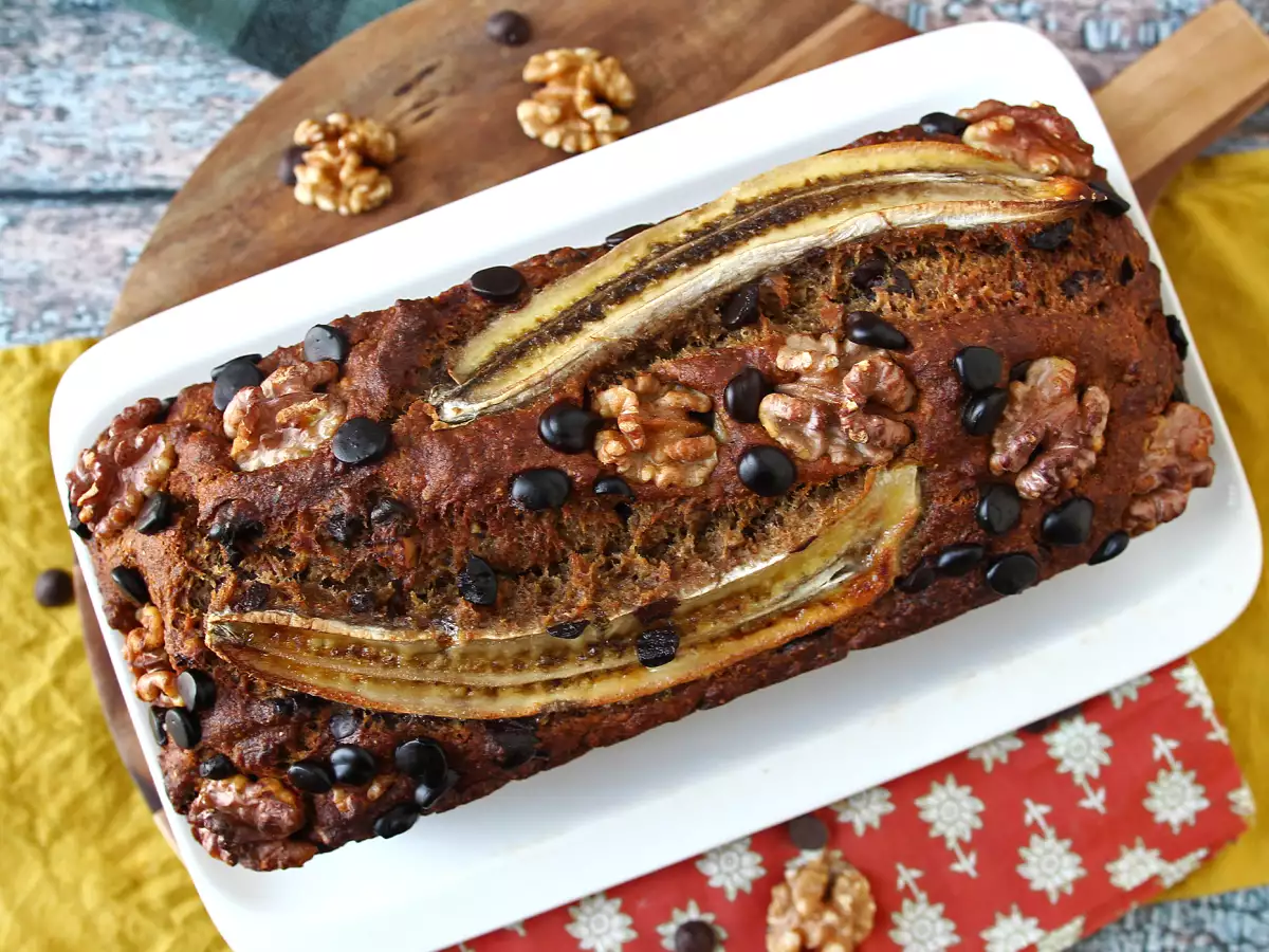 Bananenbrood met miso, walnoten en chocolade: extra lekker en van nature vegan - foto 3