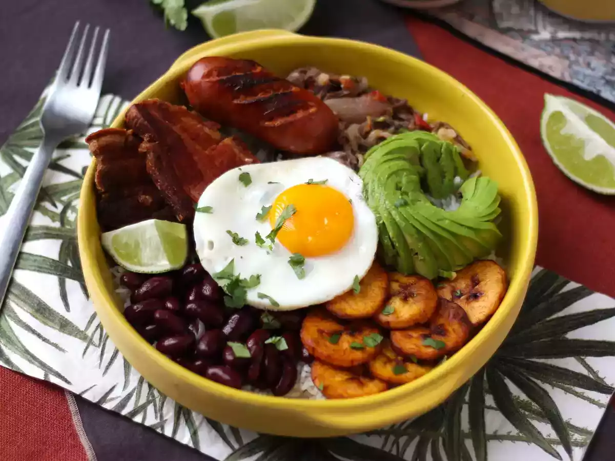 Bandeja Paisa, het Colombiaanse gerecht vol smaak en traditie - foto 3