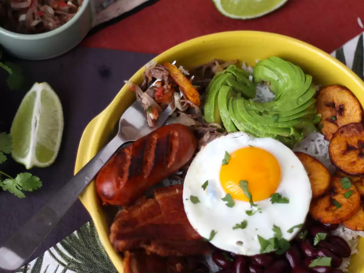 Bandeja Paisa, het Colombiaanse gerecht vol smaak en traditie - foto 4