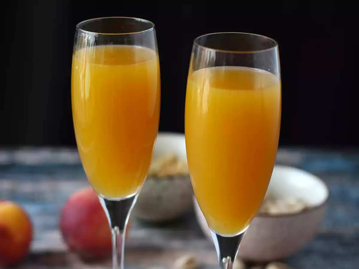 Bellini, de makkelijke Italiaanse perzikcocktail die je thuis kunt maken! - foto 4