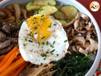 Bibimbap, het traditionele Koreaanse gerecht - foto 3