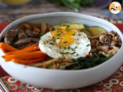 Bibimbap, het traditionele Koreaanse gerecht - foto 7