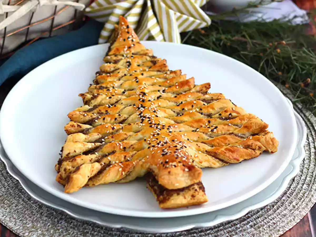 Bladerdeeg kerstboom met zelfgemaakte tapenade - foto 3