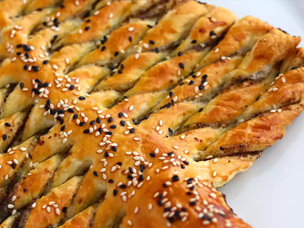 Bladerdeeg kerstboom met zelfgemaakte tapenade - foto 4