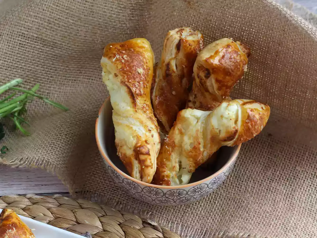 Bladerdeeg torsades met kaas en peterselie: een must voor bij het aperitief - foto 3