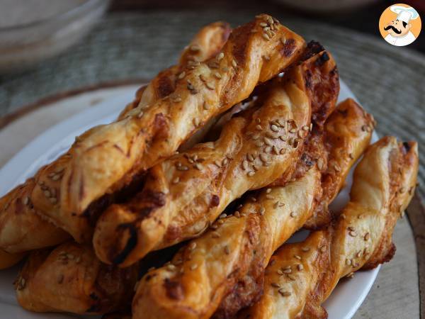 Bladerdeeg torsades met pesto rosso en mozzarella - foto 3