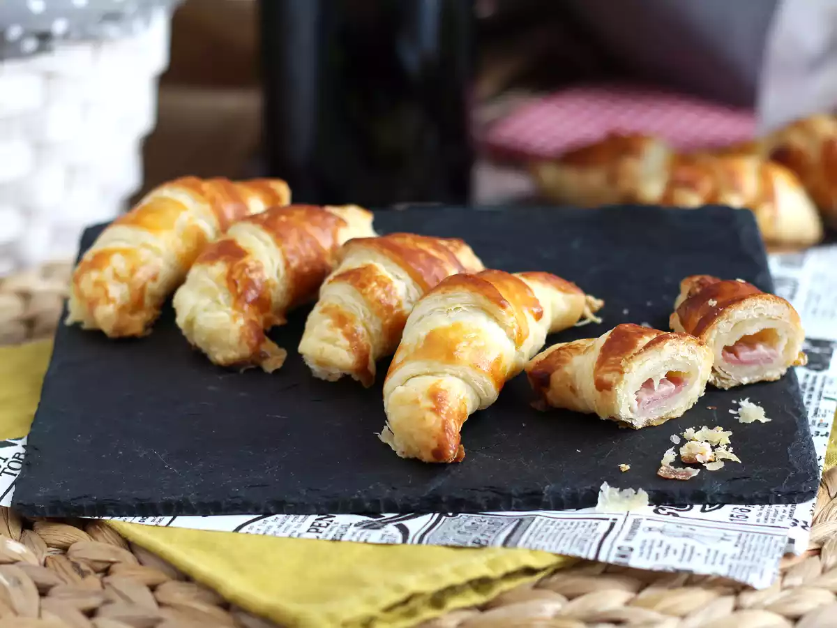 Bladerdeegcroissants met béchamelsaus, ham en kaas - foto 5