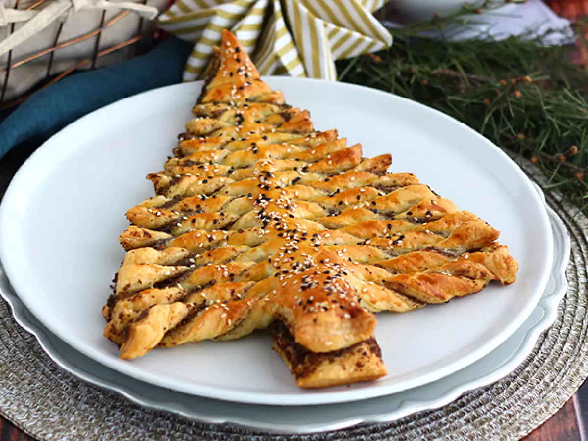 Bladerdeegkerstboom met zelfgemaakte tapenade - foto 3