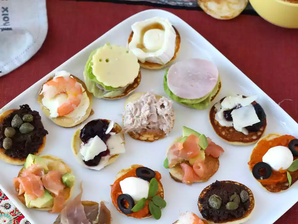 Blini schotel met vullingen, het perfecte gevarieerde aperitief voor de feestdagen - foto 2