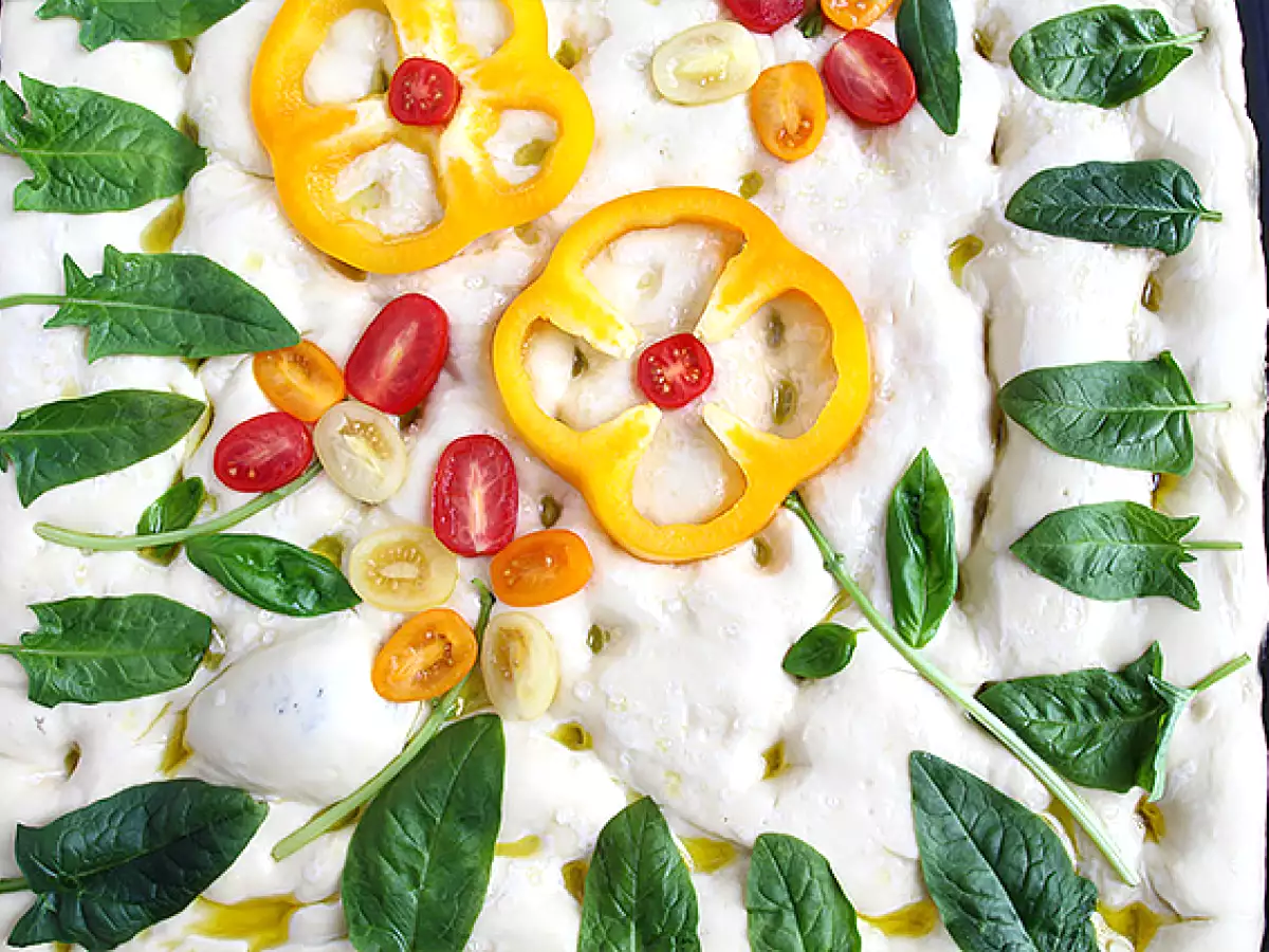 Bloemige focaccia – focaccia art - foto 4