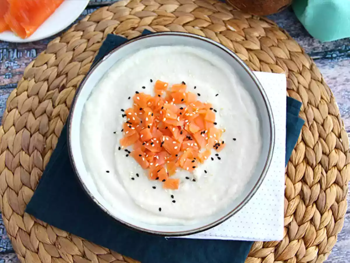 Bloemkoolcrème, kokos en gerookte zalm - foto 3