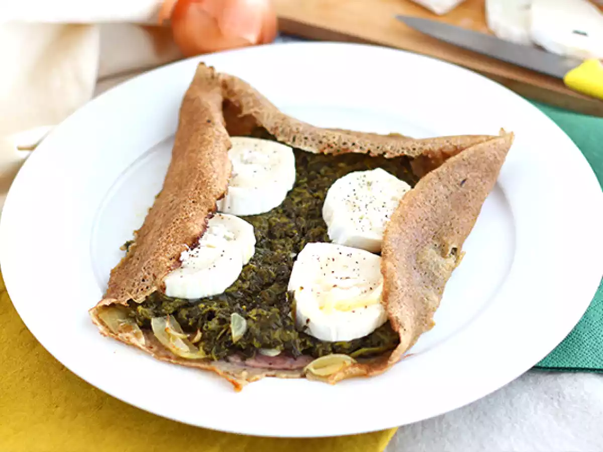 Boekweitpannenkoek met spinazie, ham en geitenkaas
