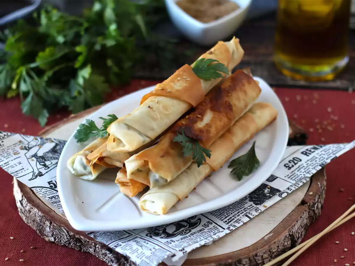 Börek met feta en peterselie