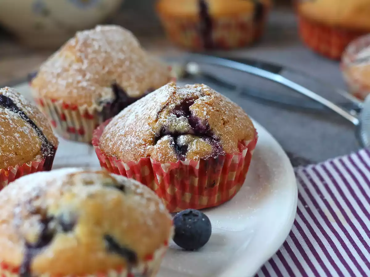 Bosbessenmuffins, een miniversie van Pyreneeëntaart!