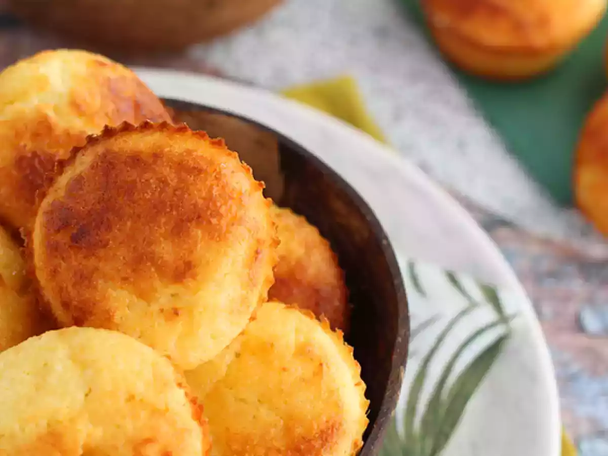 Braziliaanse kokosnoot muffins - Queijadinhas - foto 2