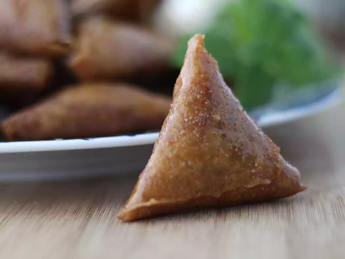 Briouats met amandelen, kleine oosterse gebakjes - foto 2