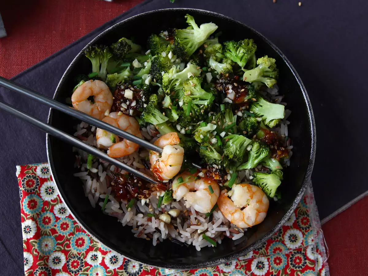 Broccoli en garnalen in pittige Koreaanse saus – een eenvoudige, evenwichtige en smaakvolle maaltijd - foto 5