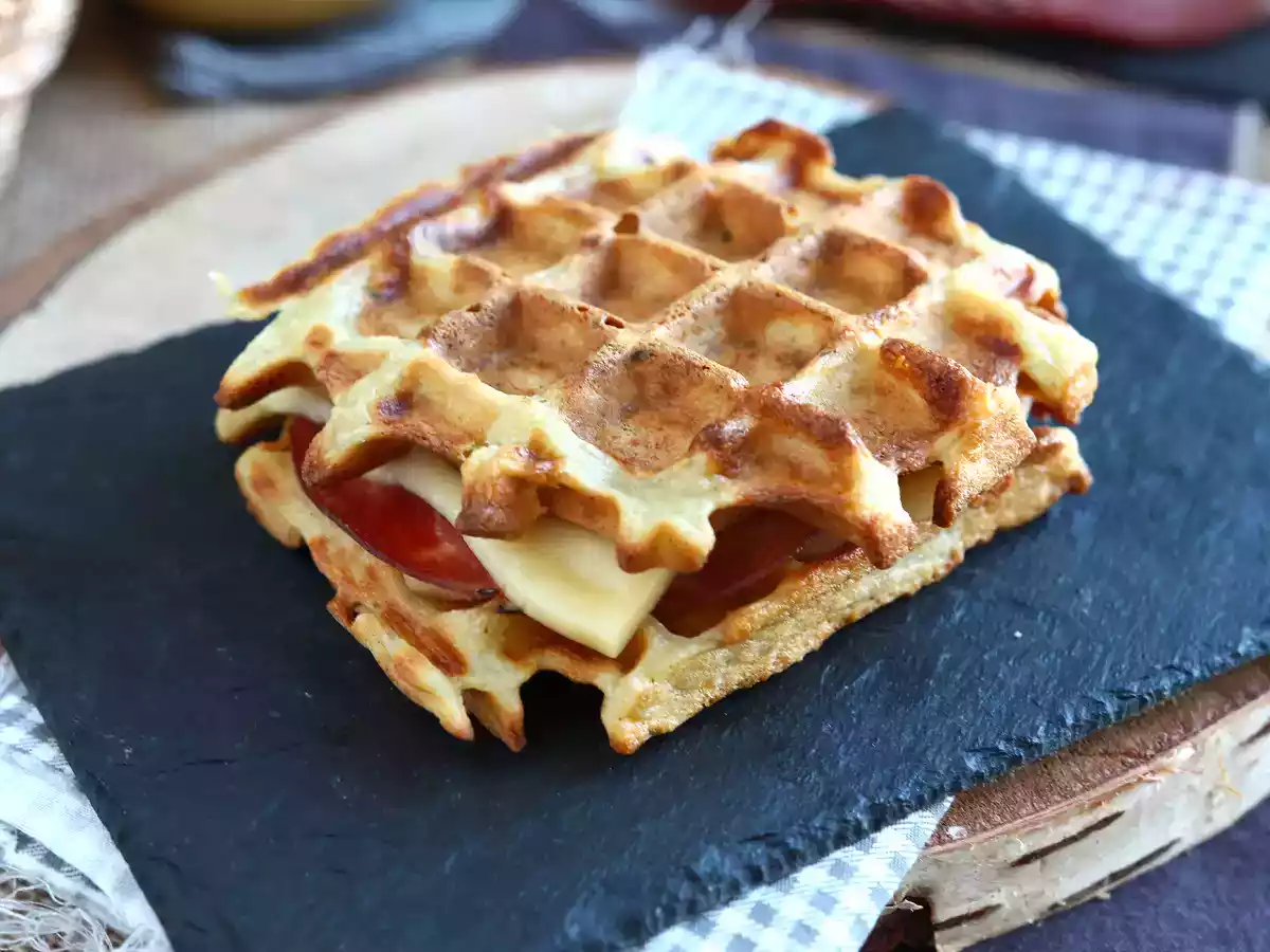 Broodje aardappelwafel met raclette, het ultieme comfortvoedsel - foto 3