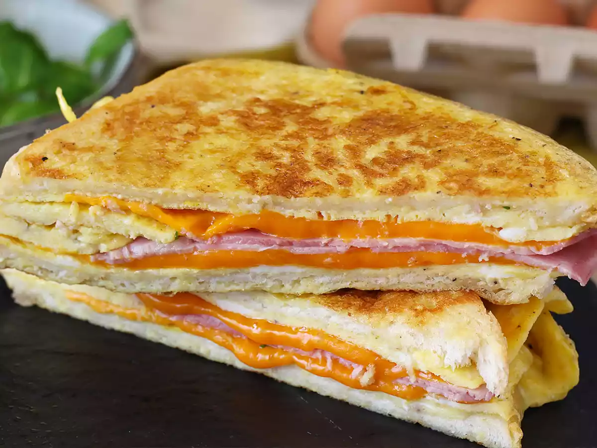 Broodje omelet express - Franse toast omelet sandwich - Eiersandwich hack - foto 3