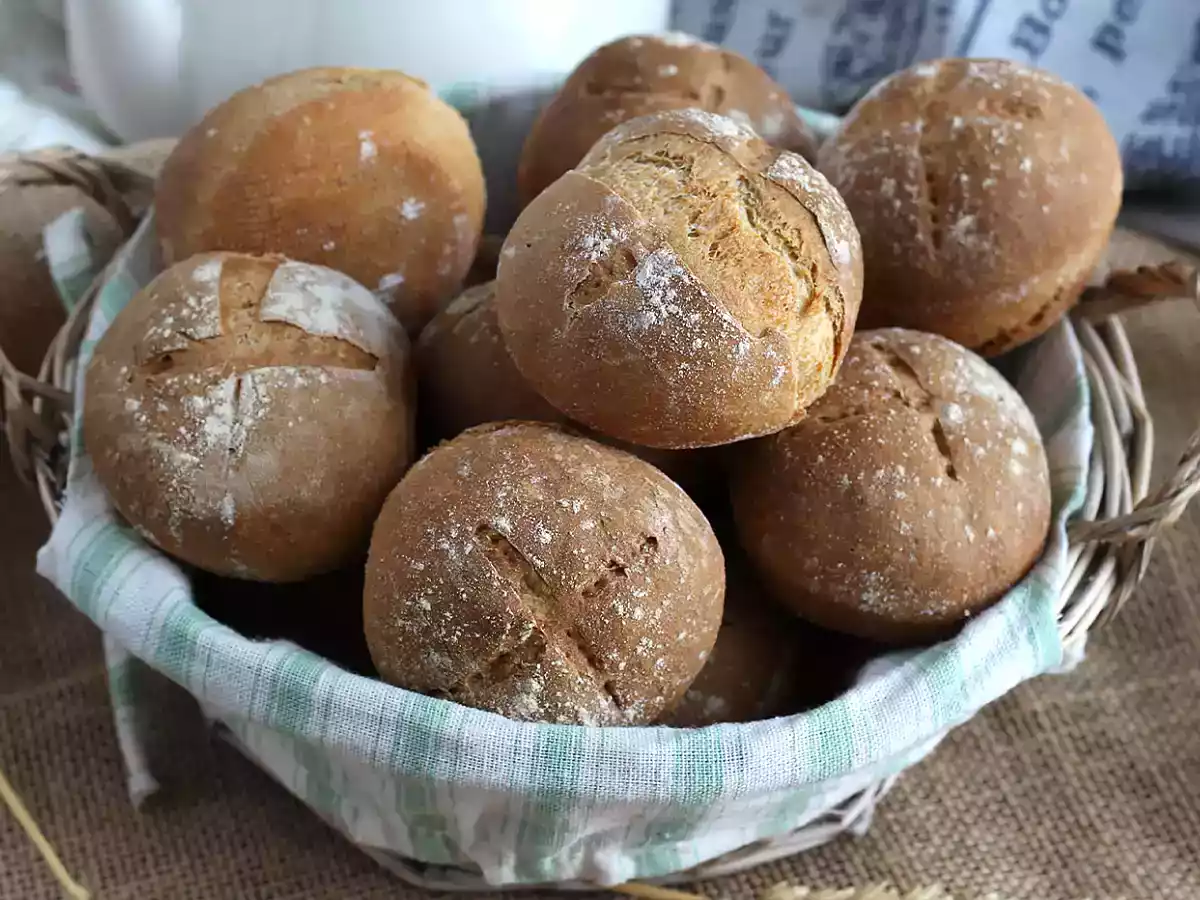 Broodjes zonder kneden - Knapperig en luchtig! - foto 4