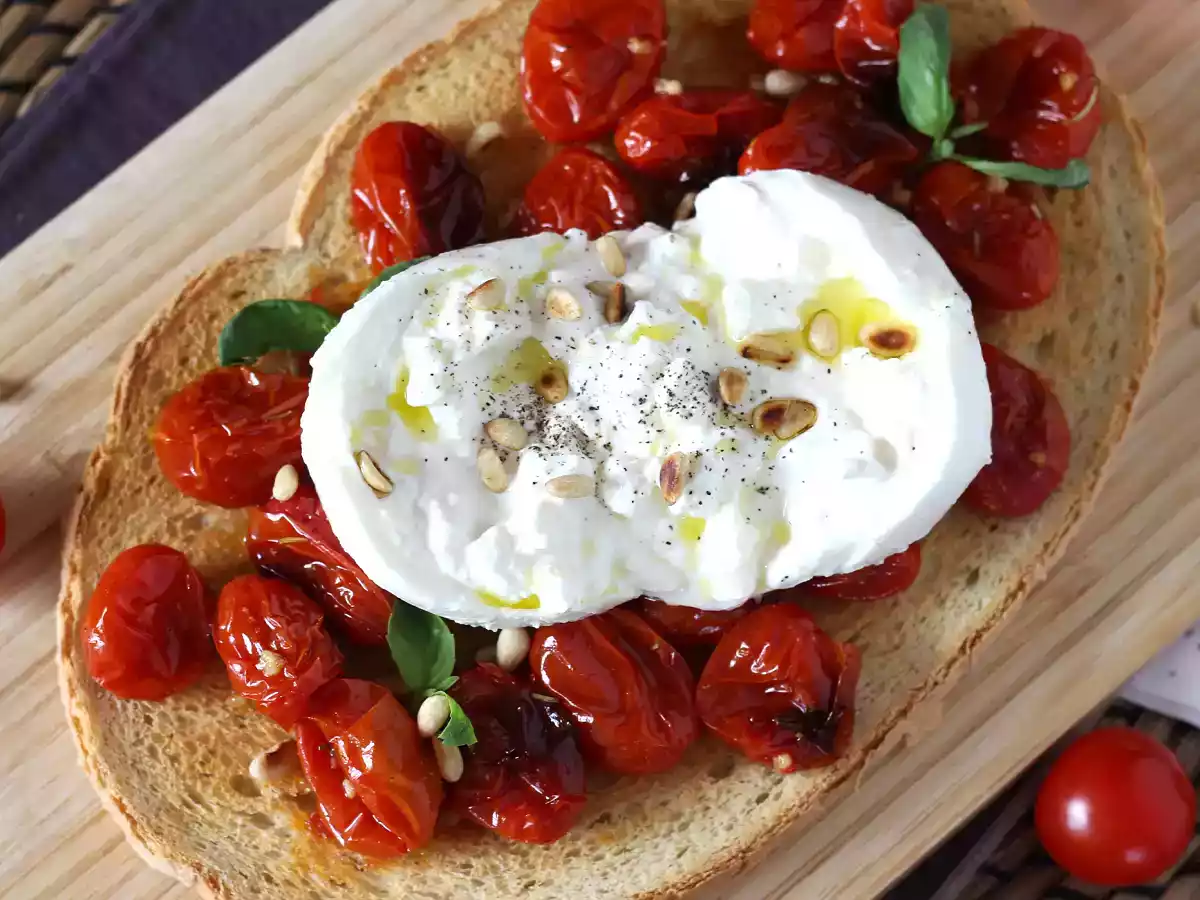Bruschetta van geroosterde tomaten en burrata - foto 4