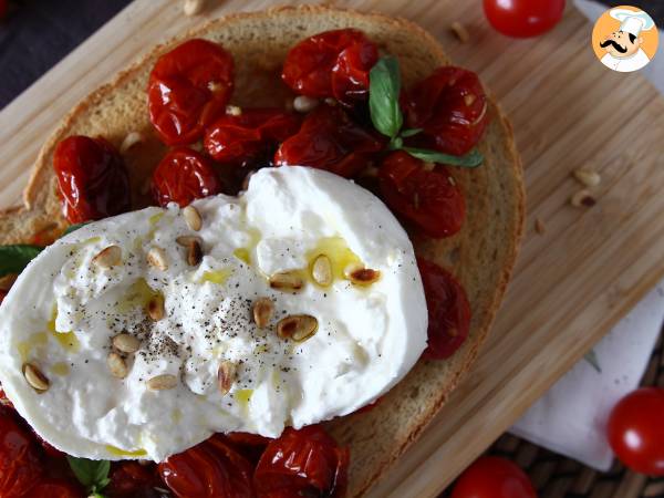 Bruschetta van geroosterde tomaten en burrata - foto 2